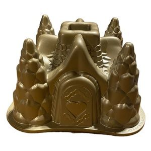 Williams and Sonoma Hansel and Gretel Bundt Pan by Nordic ware